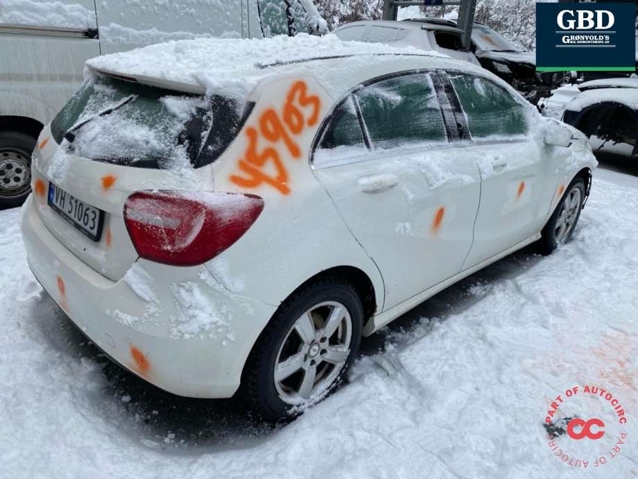 Mercedes A-Klasse 2012-2018 (W176) (W176), Motorkode: M270.910, Girkassekode: A 246 370 89 02