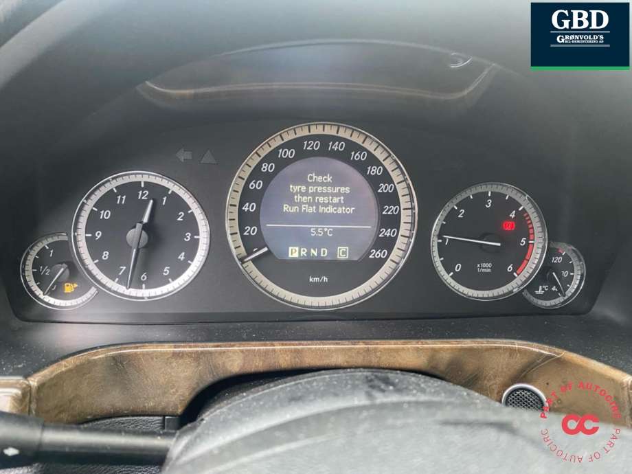 Mercedes E-Klasse 2009-2013 (Fase 1) (W212) (W212), Motorkode: OM651.925, Girkassekode: A 204 270 74 00