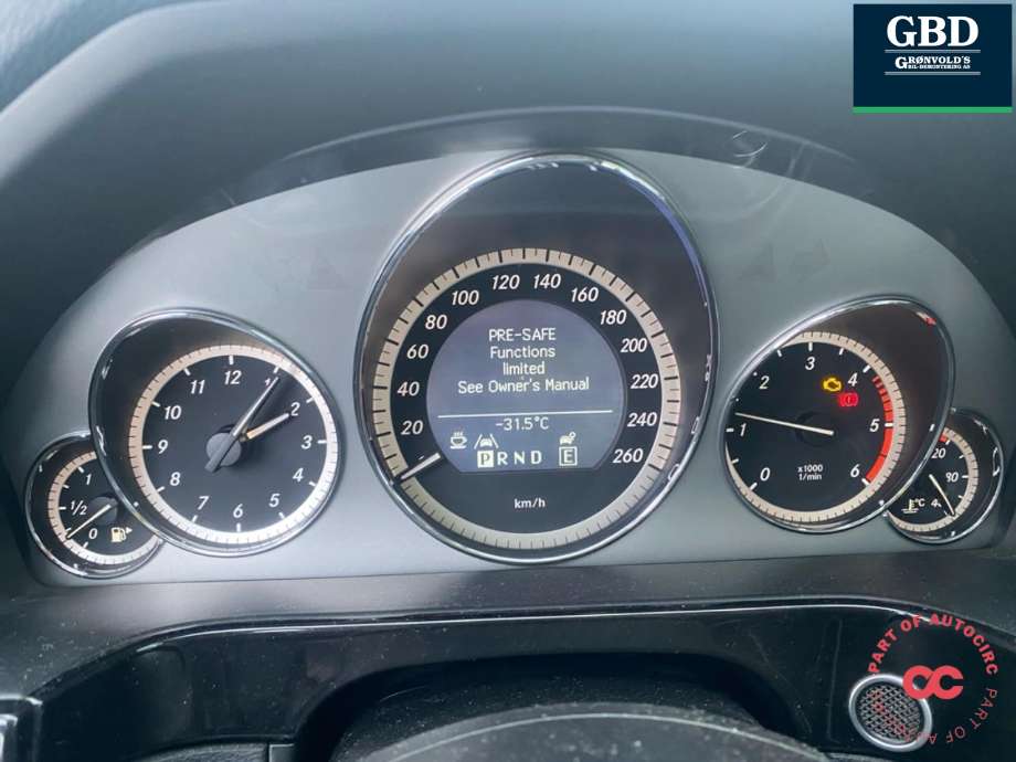 Mercedes E-Klasse 2009-2013 (Fase 1) (W212) (W212), Motorkode: OM651.924, Girkassekode: A 212 270 55 00