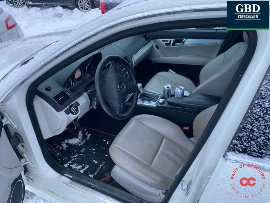 Mercedes C-Klasse 2007-2011 (Fase 1) (W204) (W204), Motorkode: OM646.811, Girkassekode: A 210 270 07 01