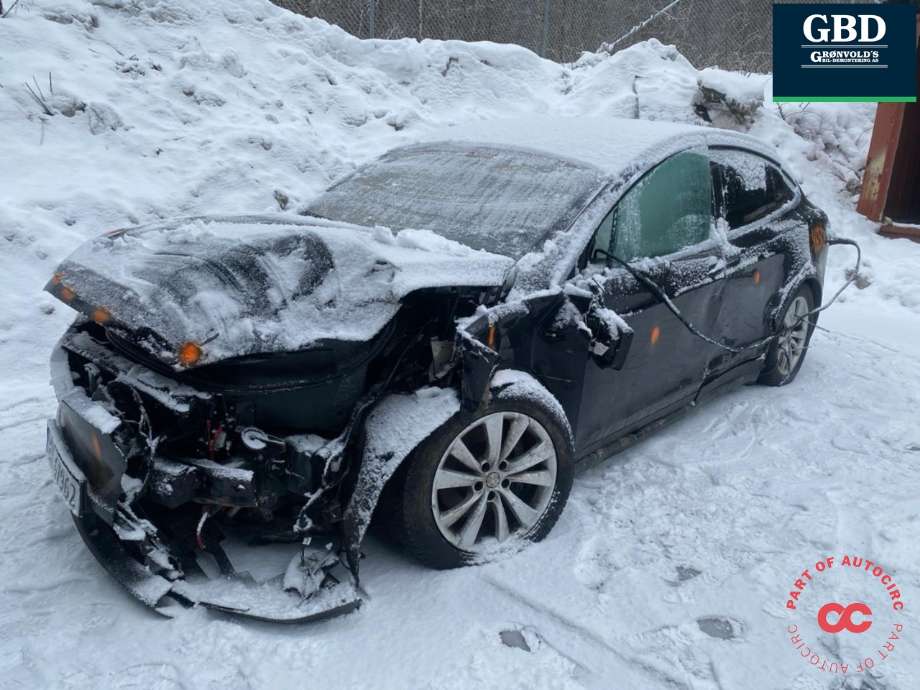 Tesla Model X 2016-->> delebil , Motorkode: L2S, Girkassekode: