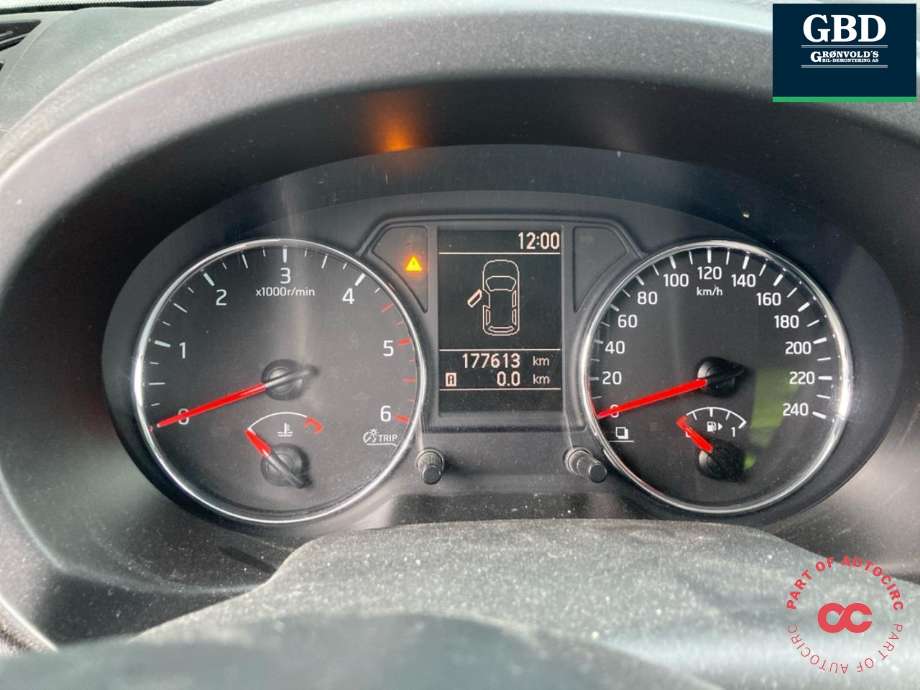 Nissan X-Trail 2007-2014 (T31) (T31), Motorkode: M9R, Girkassekode: 320103UB6B