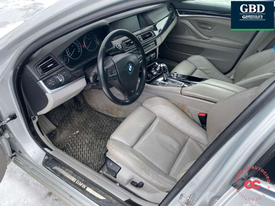 BMW 5-Serie 2010-2017 (F10/F11) (F10/F11), Motorkode: N47-D20C, Girkassekode: 24 00 7 623 322