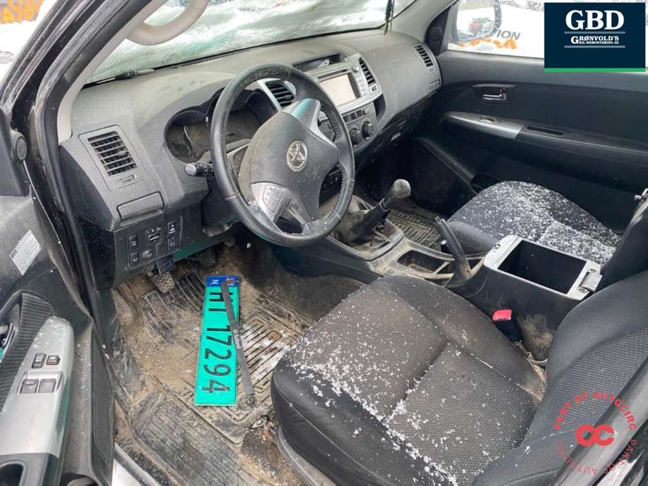 Toyota Hilux 2012-2016 , Motorkode: 2KD-FTV, Girkassekode: 330300K753