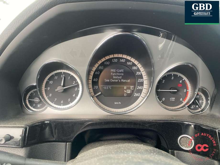 Mercedes E-Klasse 2009-2013 (Fase 1) (W212) (W212), Motorkode: OM651.924, Girkassekode: A 218 270 76 00
