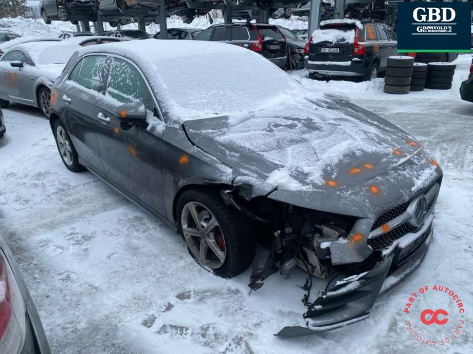 Mercedes A-Klasse 2018-->> (W177) (W177), Motorkode: OM282.914, Girkassekode: A7003702100