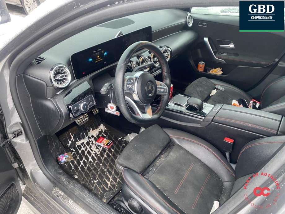 Mercedes A-Klasse 2018-->> (W177) (W177), Motorkode: OM282.914, Girkassekode: A7003702100