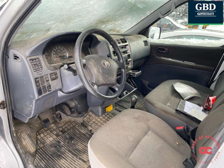 Toyota Hiace 2007-2012 (Fase 3) , Motorkode: 2KD-FTV, Girkassekode: 3303026A60