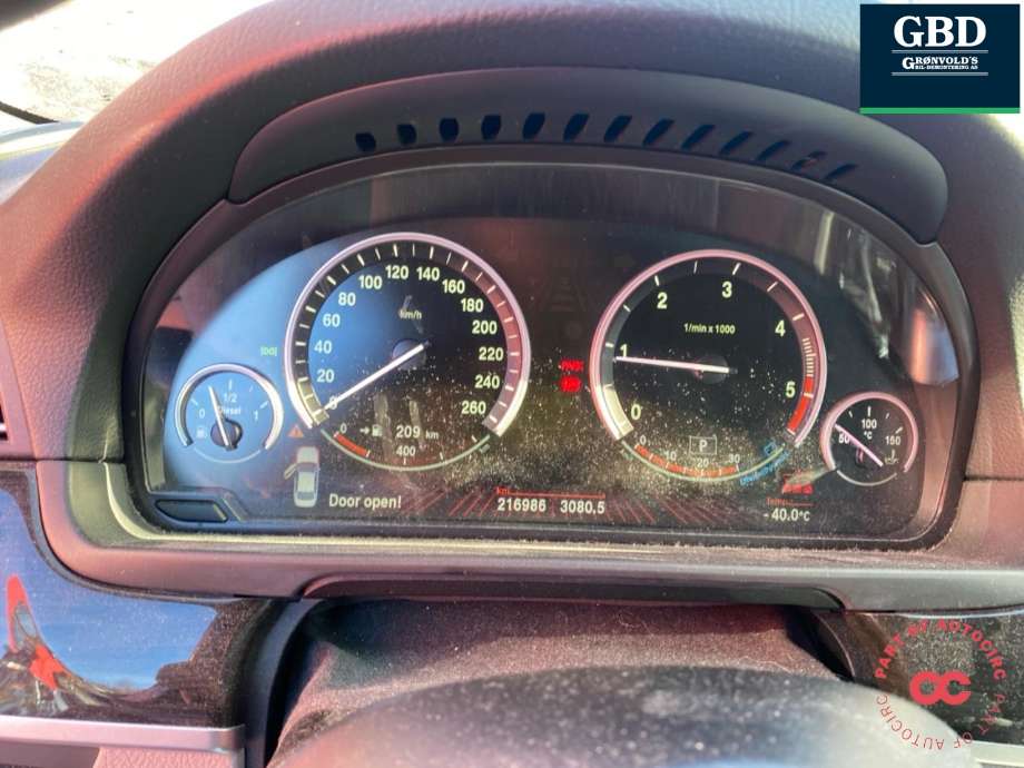 BMW 5-Serie 2010-2017 (F10/F11) (F10/F11), Motorkode: N57-D30A, Girkassekode: 24 00 7 640 082