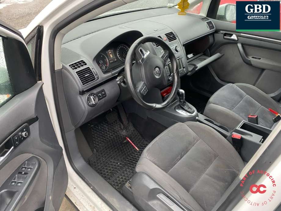 VW Touran 2010-2015 (Type I, Fase 3) , Motorkode: CAYC, Girkassekode: NQE