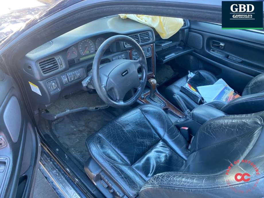 Volvo C70 1998-2005 (Type I) , Motorkode: B5234T3, Girkassekode: 8111187