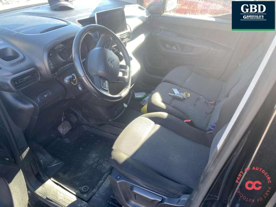 Citroën Berlingo 2019-->> (Type III) , Motorkode: YHZ, Girkassekode: 98 279 622 80