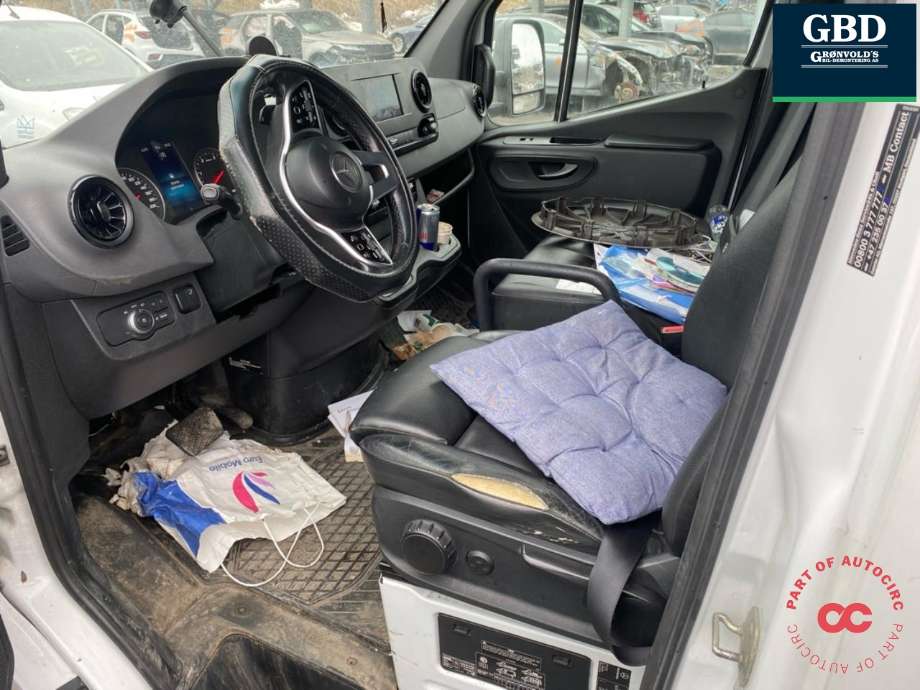 Mercedes Sprinter 2018-->> (907/910) (907/910), Motorkode: OM651.958, Girkassekode: A 907 270 05 00