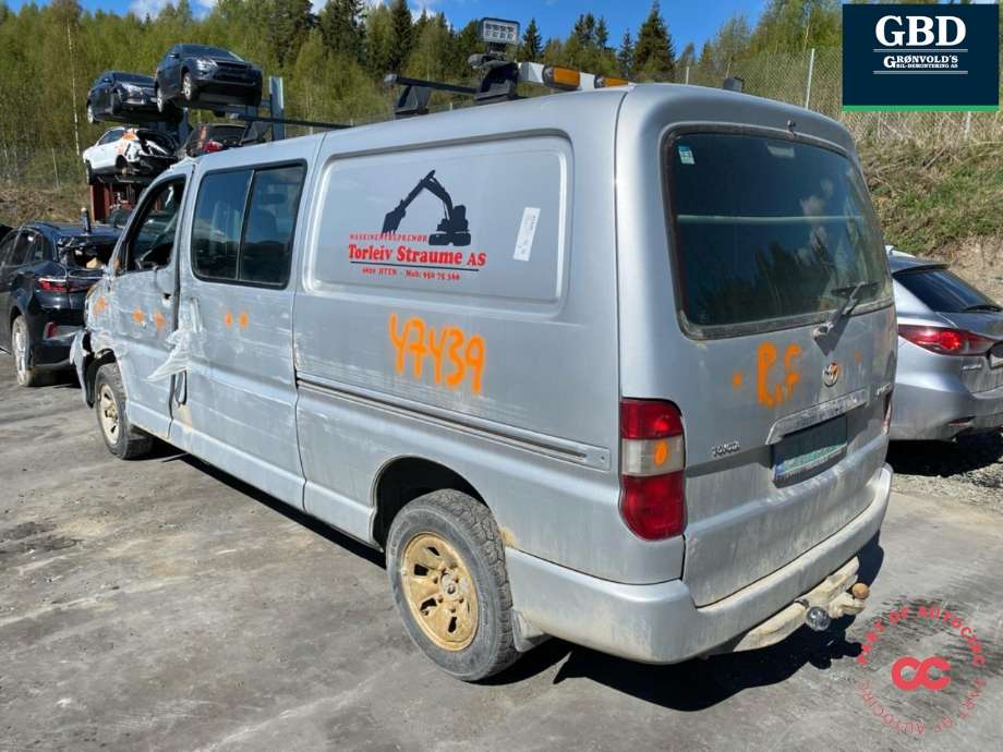 Toyota Hiace 2007-2012 (Fase 3) , Motorkode: 2KD-FTV, Girkassekode: 3303026A61