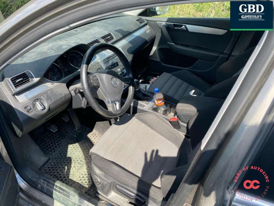 VW Passat 2011-2015 (B7) (B7), Motorkode: CFFB, Girkassekode: MKH
