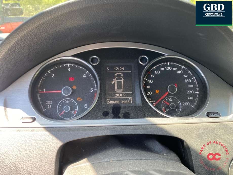 VW Passat 2011-2015 (B7) (B7), Motorkode: CFFB, Girkassekode: MKH