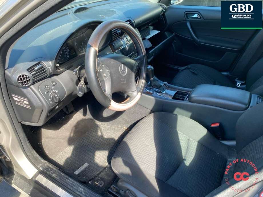 Mercedes C-Klasse 2004-2007 (Fase 2) (W203) (W203), Motorkode: OM646.963, Girkassekode: A 203 270 01 00