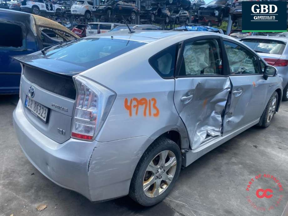 Toyota Prius 2009-2016 (Type III) (COMBI) (COMBI), Motorkode: 2ZR-FXE, Girkassekode: 3090047060