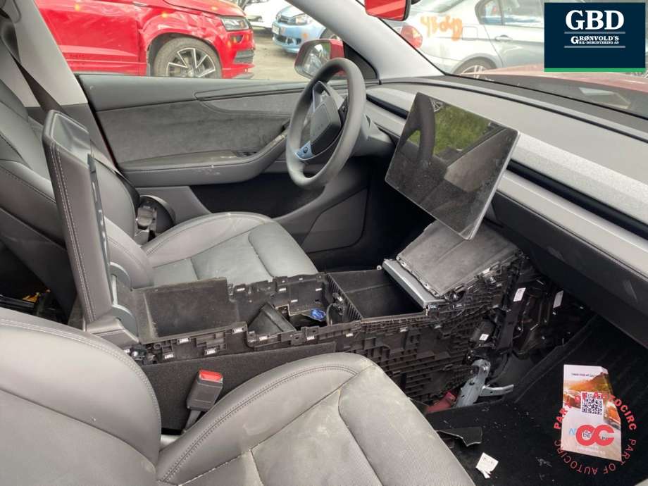Tesla Model Y 2024-->> (Type II) , Motorkode: 3D3|3D7, Girkassekode: 
