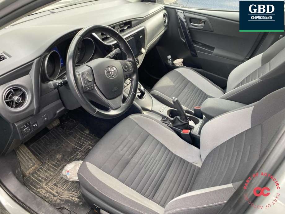 Toyota Auris 2015-2019 (Type II, Fase 2) , Motorkode: 2ZR-FXE, Girkassekode: 3090047064