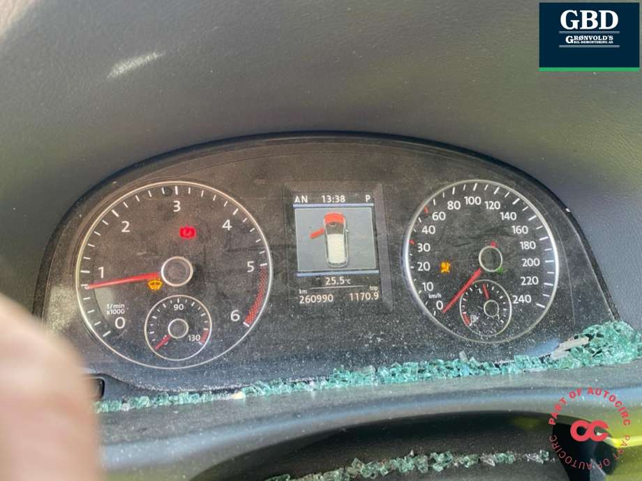 VW Touran 2010-2015 (Type I, Fase 3) , Motorkode: CFJA, Girkassekode: NLN