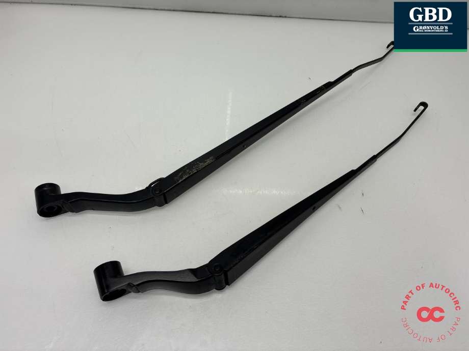 Viskerarmer frontrute til Nissan X-Trail 2014-2022 (T32) (T32) (288864CC0A|288814CC0A|)