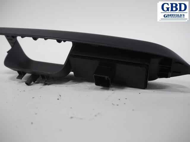 VW Touran, 2010-2015 (Type I, Fase 3) (VW|5K4 959 857|1T1 867 371 H)