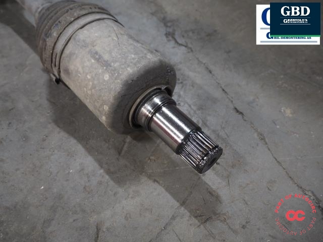 Drivaksel høyre foran, diesel/automat til Mercedes GLK 2008-2015 (X204) (X204) (A 204 330 16 01|A 204 330 23 01 |A 204 330 27 01|)