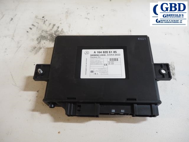 Mercedes ML, 2005-2011 (W164)(MERCEDES|A 164 820 6185)