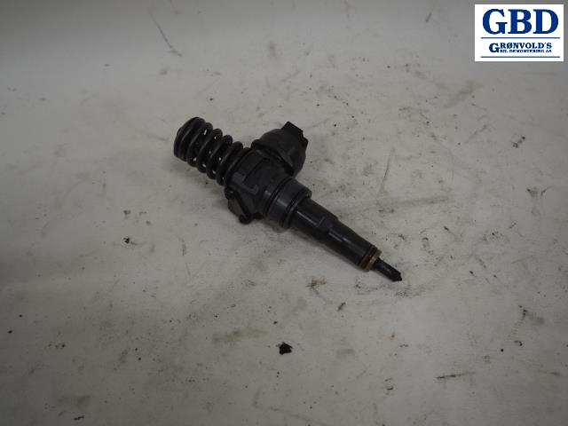 VW Golf V, Combi, 2003-2008(BOSCH|038 130 073 BN)