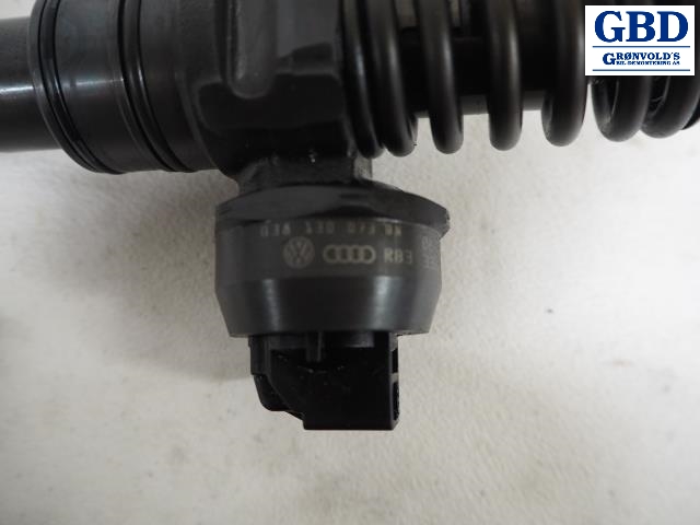 VW Golf V, Combi, 2003-2008 (BOSCH|038 130 073 BN)