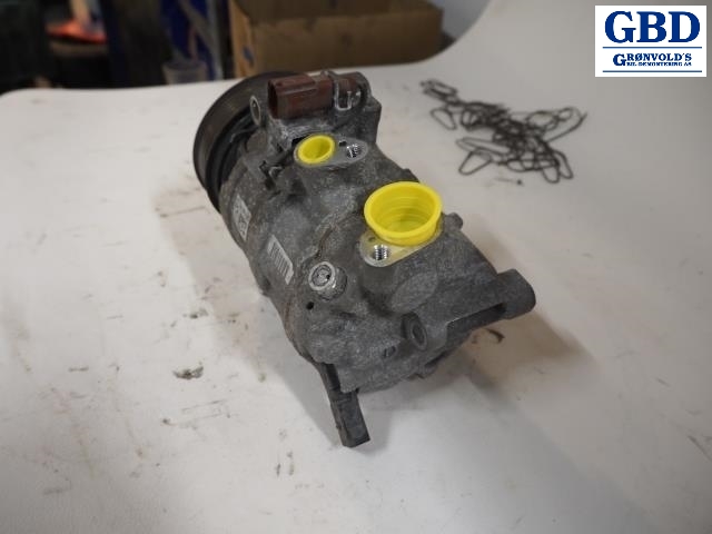 Audi A4, 2015-2019 (Type V, Fase 1) (B9) (AUDI|8T0 260 805 S|8T0 260 805 T)