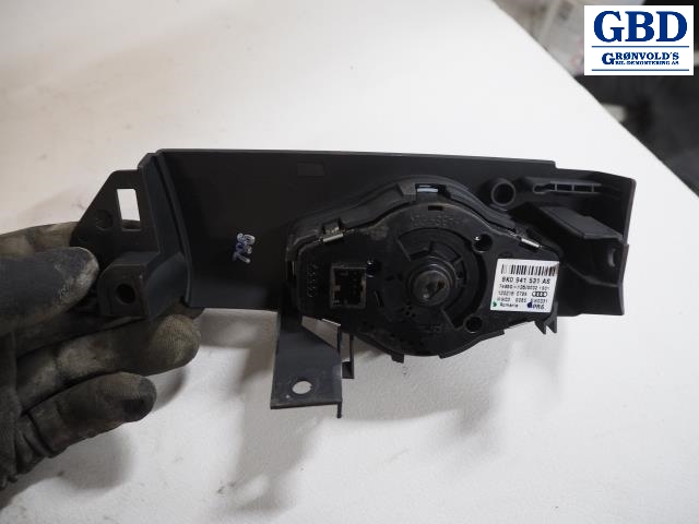 Audi A4, 2015-2019 (Type V, Fase 1) (B9) (AUDI|8K0 941 531 AS)