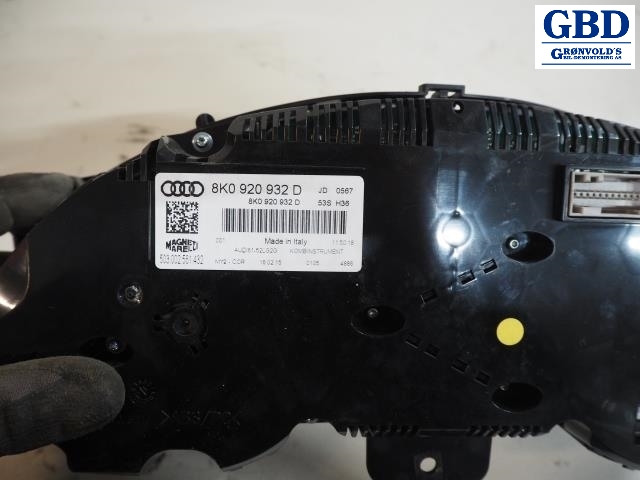 Audi A4, 2015-2019 (Type V, Fase 1) (B9) (AUDI|8K0 920 932 D)