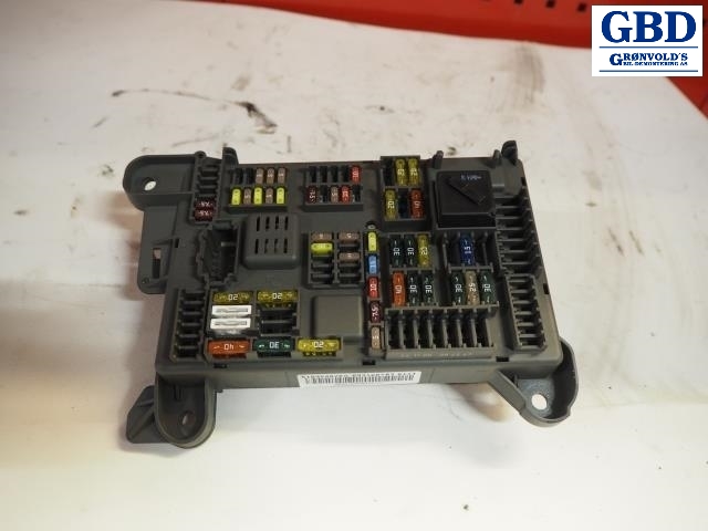 BMW X5, 2007-2013 (E70) (61 14 6 931 687|22757111 04 01 01)