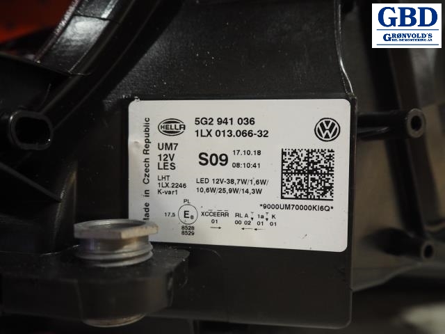 VW Golf VII, 2017-2020 (Fase 2) (HELLA|5G2 941 774|1LX 013.066-32|5G2 941 036 )