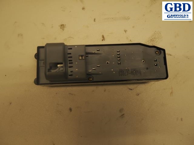 Toyota Prius, 2004-2009 (Type II, combi) (TOYOTA|8482047021|8482047050)