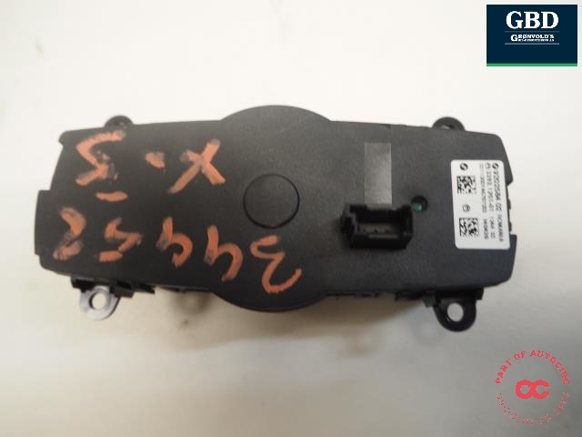Bryter lys til BMW X3 2010-2017 (F25) (F25) (BMW|61 31 9 202 584|61 31 6 803 964|9202584 02)