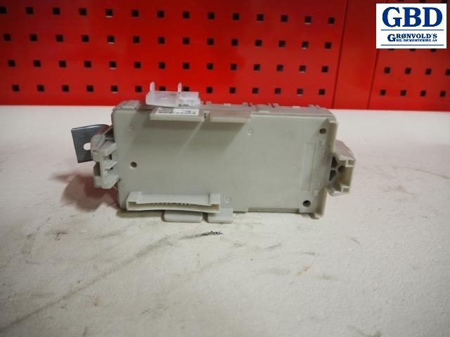 Mitsubishi Pajero, 2007-2016 (Type IV, Fase 1) (MR459985|01117-0368)