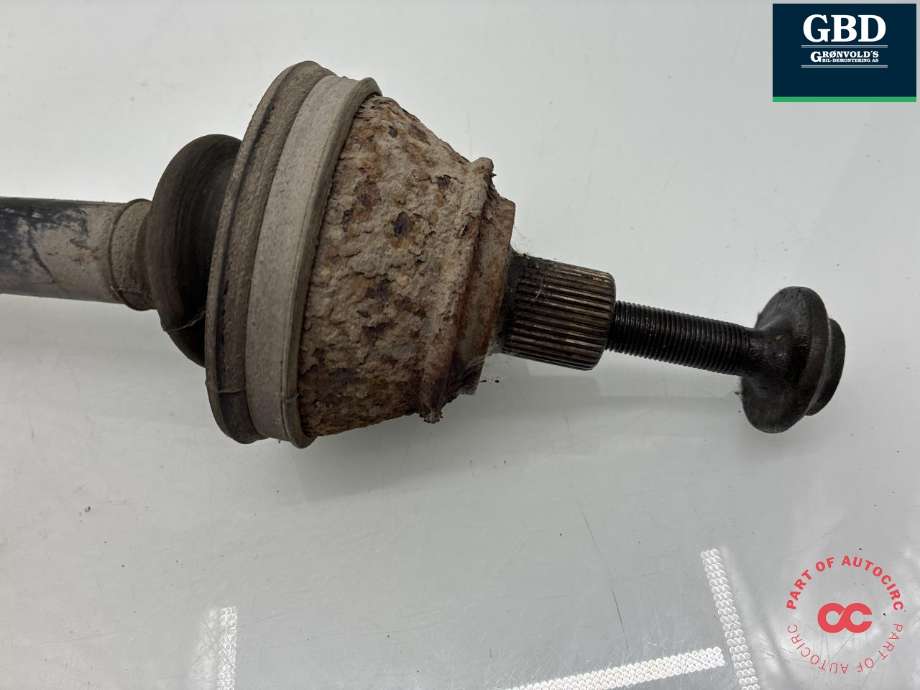 Drivaksel venstre bak, diesel/automat til Audi A6, Allroad 2008-2011 (Type II, Fase 2) (C6) (C6) (4F0 501 203|4F0 501 203 X|)