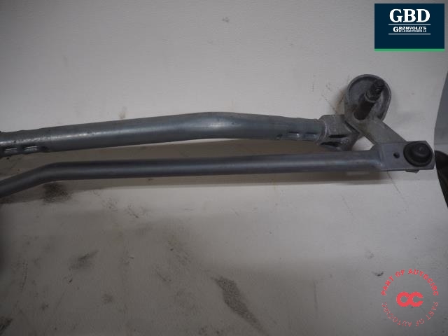 Mercedes E-Klasse, 2009-2013 (W212, Fase 1) (BOSCH|3 397 021 334|A 212 820 12 40)