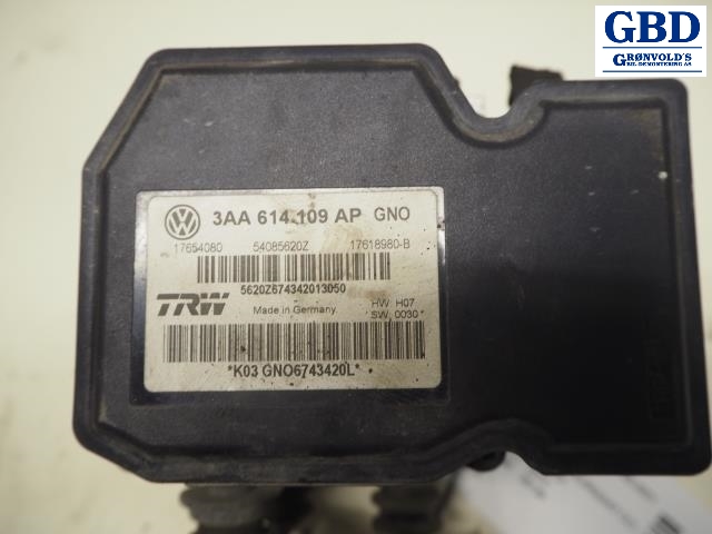 VW CC, 2012-2014 (Passat CC) (3AA 614 109 BM|3AA 614 109 AP)