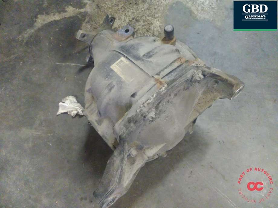 Kardang klokke bak til Mercedes C-Klasse 2014-2018 (Fase 1) (W205) (W205) (A 204 350 21 62|A 204 350 21 62 80|)