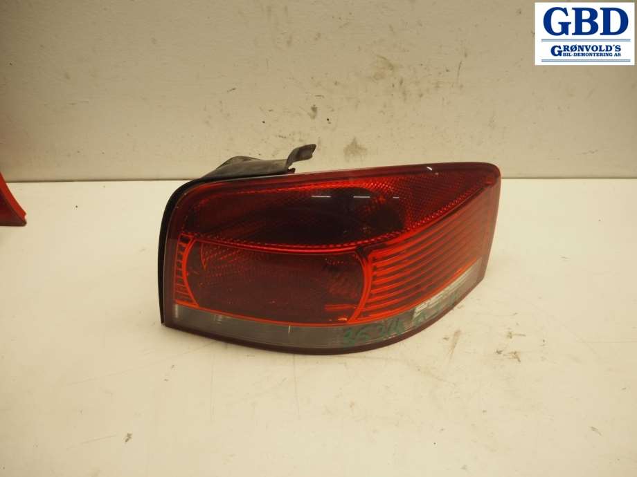 Audi A3, 2003-2008 (Type II, Fase 1) (8P0 945 096)