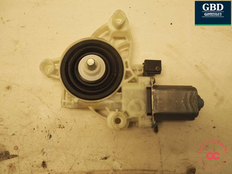Ruteheis, kun motor, venstre foran til Mercedes C-Klasse 2018-2021 (Fase 2) (W205) (W205) (A 000 906 58 06|A 000 906 29 10|)