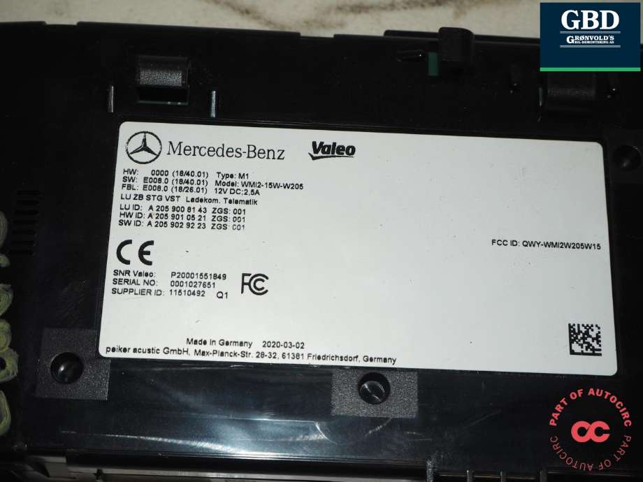 Bilstereo diverse til Mercedes EQC 2019-->>  (A 205 900 81 43|A 205 900 75 49|A 205 900 81 43 80)