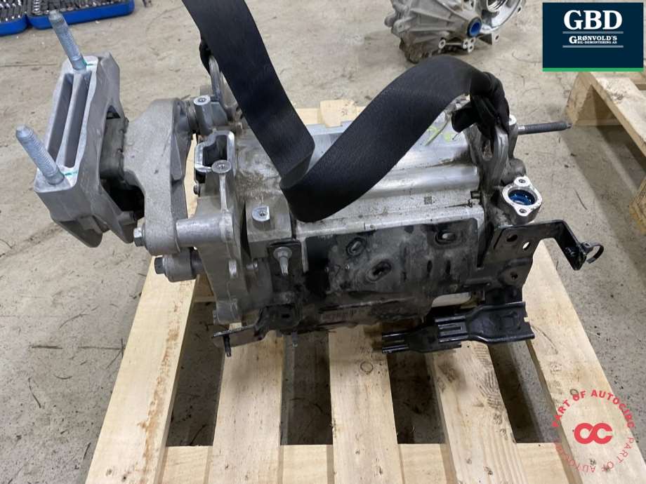 Peugeot e-2008, 2019- (16 732 148 80|ZKX| ZK01)