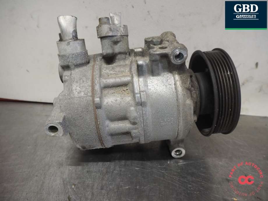VW Golf VII, 2012-2017 (Fase 1) (VW AG|5Q0 820 803 F|5Q0 820 803)