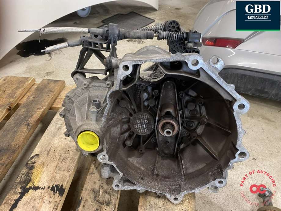 VW Up, 2012-2019 (RNZ|0CF 300 044 M)
