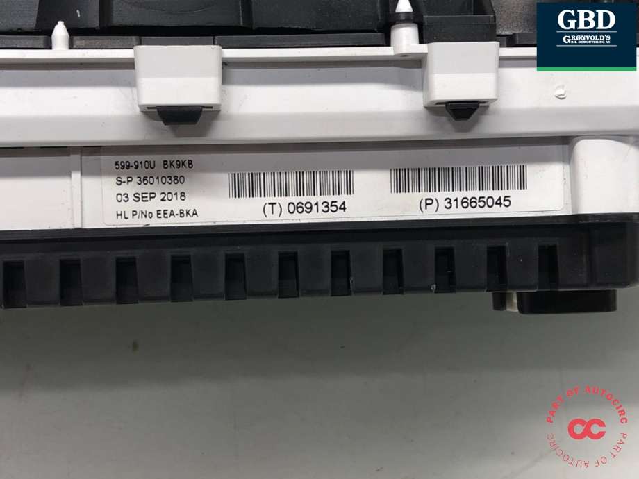 Instrumentpanel til Volvo V40 2012-2019  (36010382|)